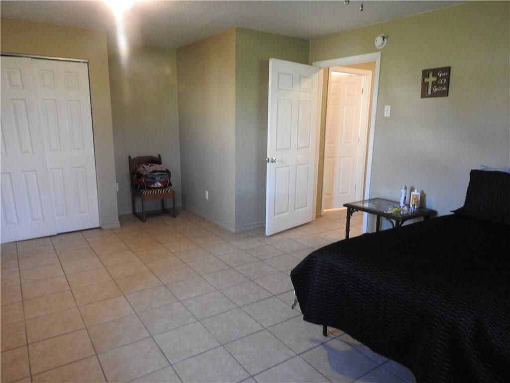 2667 Main St, Ingleside, TX 78362